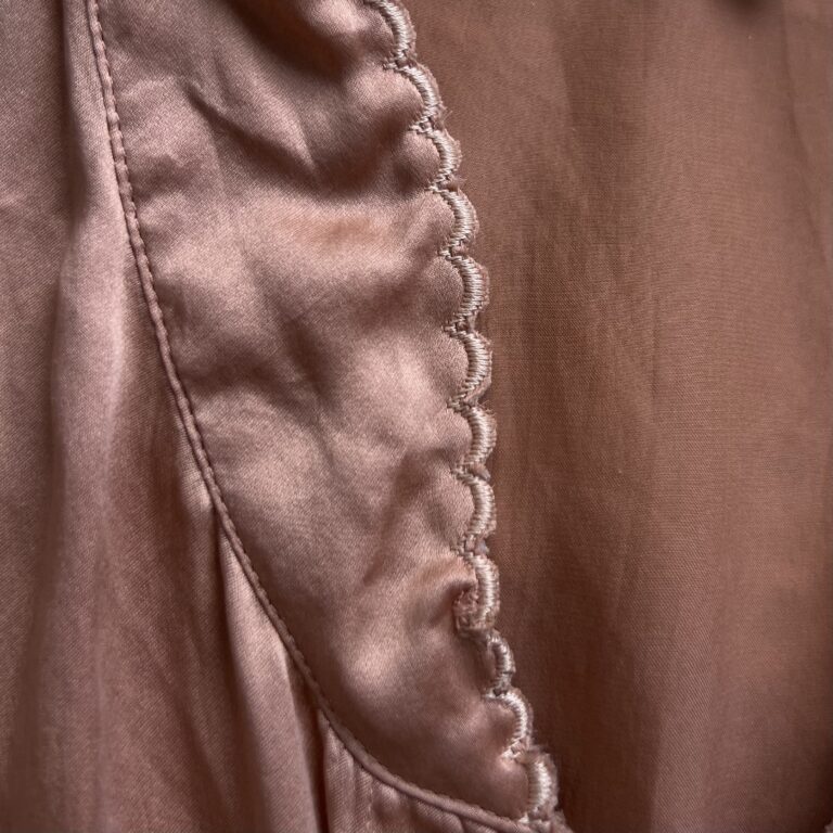 Decorative scalloped edge - by machine